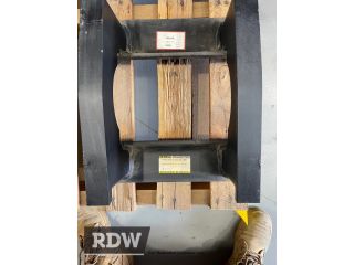 7Y2581 325/329D Track Guard Single